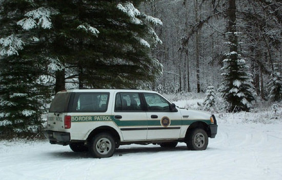 Border Patrol USBP miscellaneous modern Ford Expedition in the snow